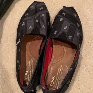 Toms skull striped loafers 7.5